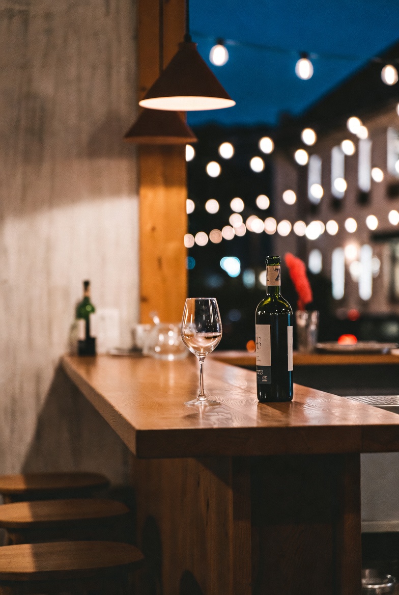 バーカウンター夜景