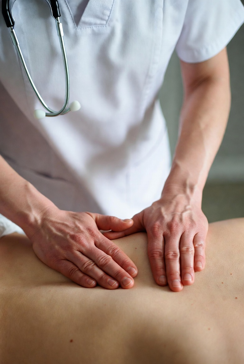 的確な圧で身体を整える手技